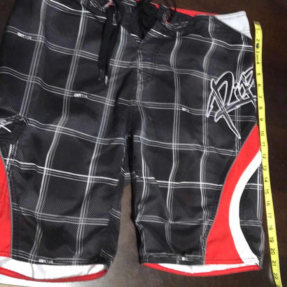 Mens Rip Curl swim trunks size 34